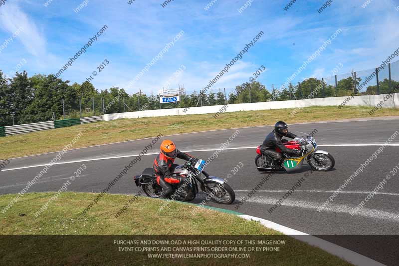 Vintage motorcycle club;eventdigitalimages;mallory park;mallory park trackday photographs;no limits trackdays;peter wileman photography;trackday digital images;trackday photos;vmcc festival 1000 bikes photographs