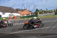 Vintage-motorcycle-club;eventdigitalimages;mallory-park;mallory-park-trackday-photographs;no-limits-trackdays;peter-wileman-photography;trackday-digital-images;trackday-photos;vmcc-festival-1000-bikes-photographs