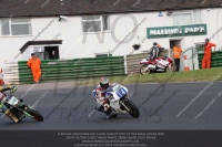 Vintage-motorcycle-club;eventdigitalimages;mallory-park;mallory-park-trackday-photographs;no-limits-trackdays;peter-wileman-photography;trackday-digital-images;trackday-photos;vmcc-festival-1000-bikes-photographs