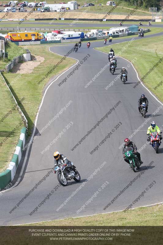 Vintage motorcycle club;eventdigitalimages;mallory park;mallory park trackday photographs;no limits trackdays;peter wileman photography;trackday digital images;trackday photos;vmcc festival 1000 bikes photographs