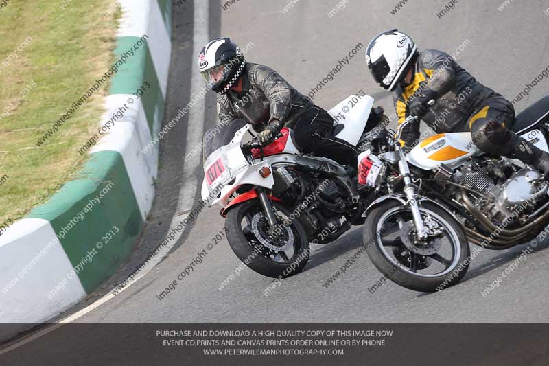 Vintage motorcycle club;eventdigitalimages;mallory park;mallory park trackday photographs;no limits trackdays;peter wileman photography;trackday digital images;trackday photos;vmcc festival 1000 bikes photographs