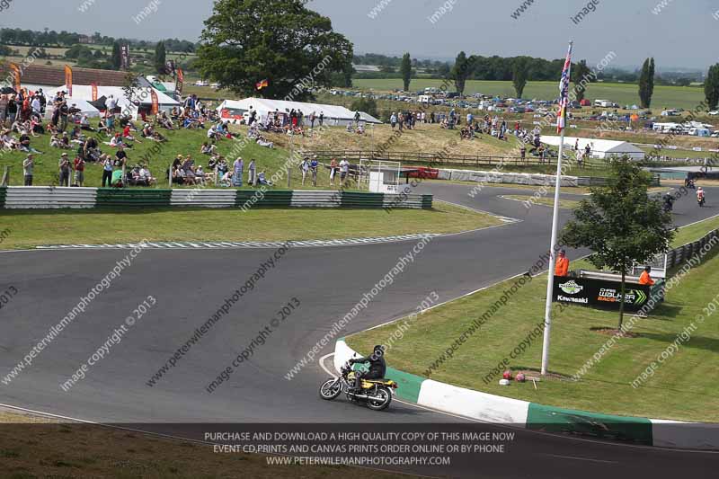 Vintage motorcycle club;eventdigitalimages;mallory park;mallory park trackday photographs;no limits trackdays;peter wileman photography;trackday digital images;trackday photos;vmcc festival 1000 bikes photographs