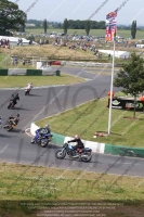 Vintage-motorcycle-club;eventdigitalimages;mallory-park;mallory-park-trackday-photographs;no-limits-trackdays;peter-wileman-photography;trackday-digital-images;trackday-photos;vmcc-festival-1000-bikes-photographs