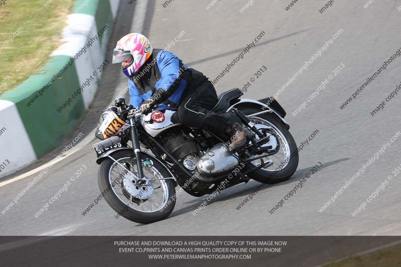 Vintage motorcycle club;eventdigitalimages;mallory park;mallory park trackday photographs;no limits trackdays;peter wileman photography;trackday digital images;trackday photos;vmcc festival 1000 bikes photographs