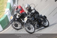 Vintage-motorcycle-club;eventdigitalimages;mallory-park;mallory-park-trackday-photographs;no-limits-trackdays;peter-wileman-photography;trackday-digital-images;trackday-photos;vmcc-festival-1000-bikes-photographs