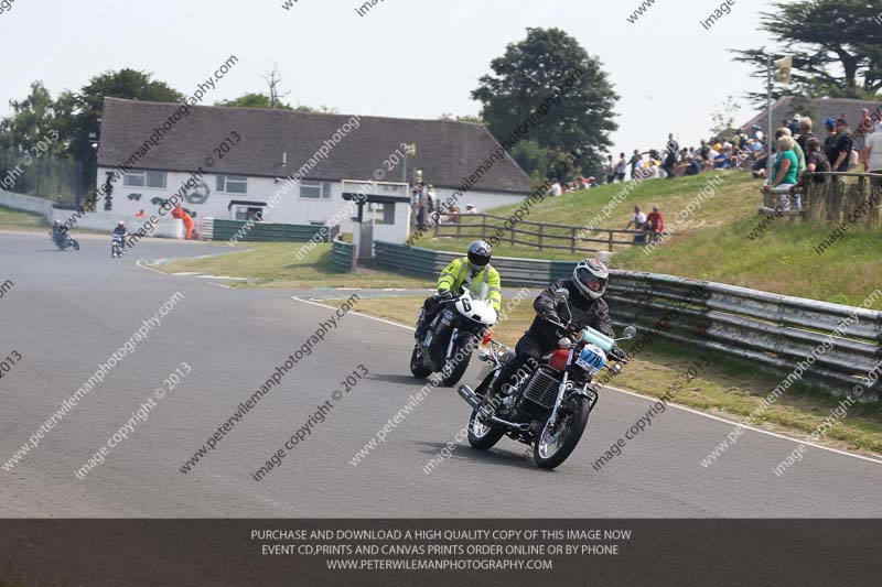 Vintage motorcycle club;eventdigitalimages;mallory park;mallory park trackday photographs;no limits trackdays;peter wileman photography;trackday digital images;trackday photos;vmcc festival 1000 bikes photographs