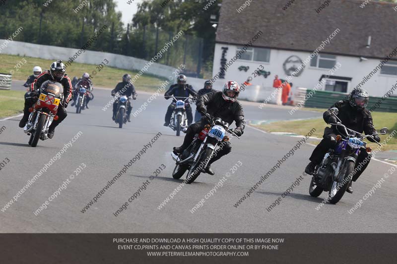 Vintage motorcycle club;eventdigitalimages;mallory park;mallory park trackday photographs;no limits trackdays;peter wileman photography;trackday digital images;trackday photos;vmcc festival 1000 bikes photographs