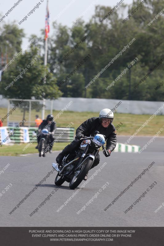 Vintage motorcycle club;eventdigitalimages;mallory park;mallory park trackday photographs;no limits trackdays;peter wileman photography;trackday digital images;trackday photos;vmcc festival 1000 bikes photographs