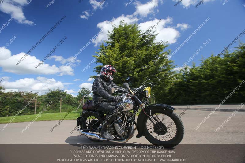 Vintage motorcycle club;eventdigitalimages;mallory park;no limits trackdays;peter wileman photography;photographs;trackday digital images;trackday photos;vmcc banbury run