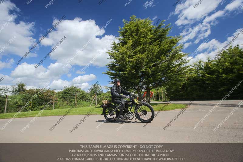 Vintage motorcycle club;eventdigitalimages;mallory park;no limits trackdays;peter wileman photography;photographs;trackday digital images;trackday photos;vmcc banbury run