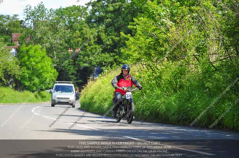 Vintage motorcycle club;eventdigitalimages;mallory park;no limits trackdays;peter wileman photography;photographs;trackday digital images;trackday photos;vmcc banbury run