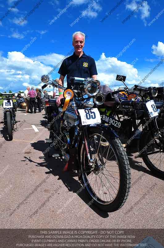 Vintage motorcycle club;eventdigitalimages;mallory park;no limits trackdays;peter wileman photography;photographs;trackday digital images;trackday photos;vmcc banbury run