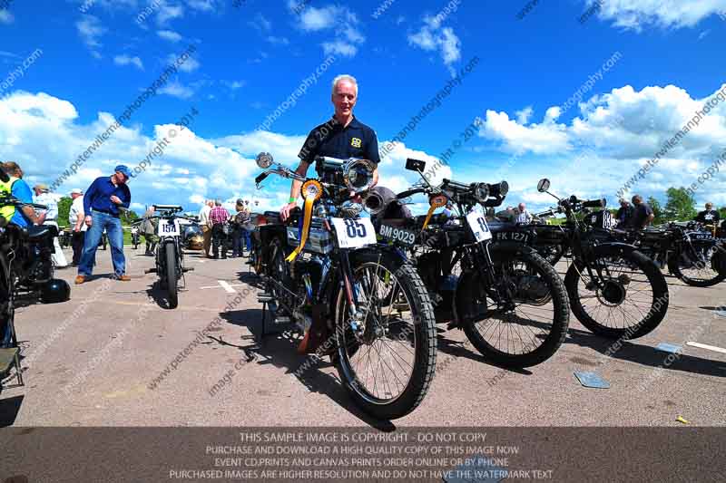 Vintage motorcycle club;eventdigitalimages;mallory park;no limits trackdays;peter wileman photography;photographs;trackday digital images;trackday photos;vmcc banbury run