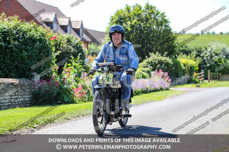 Vintage motorcycle club;eventdigitalimages;mallory park;no limits trackdays;peter wileman photography;photographs;trackday digital images;trackday photos;vmcc banbury run