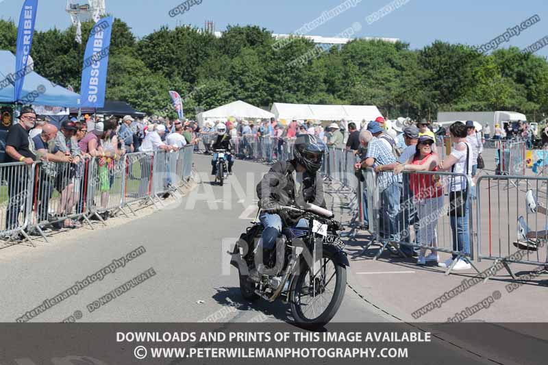 Vintage motorcycle club;eventdigitalimages;mallory park;no limits trackdays;peter wileman photography;photographs;trackday digital images;trackday photos;vmcc banbury run