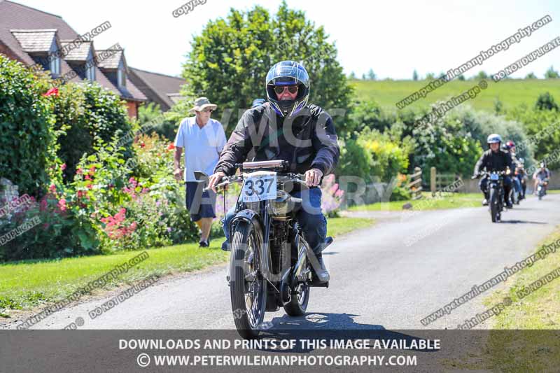 Vintage motorcycle club;eventdigitalimages;mallory park;no limits trackdays;peter wileman photography;photographs;trackday digital images;trackday photos;vmcc banbury run