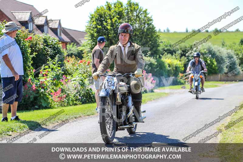 Vintage motorcycle club;eventdigitalimages;mallory park;no limits trackdays;peter wileman photography;photographs;trackday digital images;trackday photos;vmcc banbury run