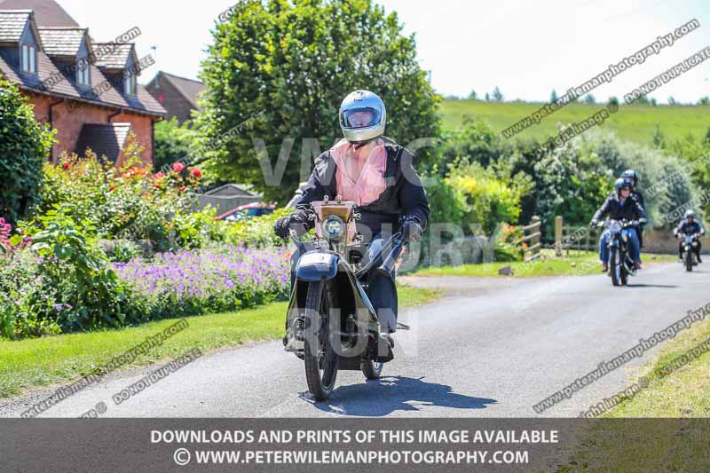 Vintage motorcycle club;eventdigitalimages;mallory park;no limits trackdays;peter wileman photography;photographs;trackday digital images;trackday photos;vmcc banbury run