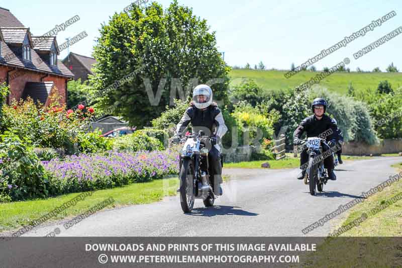 Vintage motorcycle club;eventdigitalimages;mallory park;no limits trackdays;peter wileman photography;photographs;trackday digital images;trackday photos;vmcc banbury run