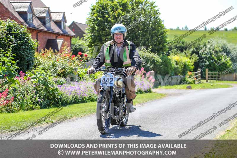 Vintage motorcycle club;eventdigitalimages;mallory park;no limits trackdays;peter wileman photography;photographs;trackday digital images;trackday photos;vmcc banbury run