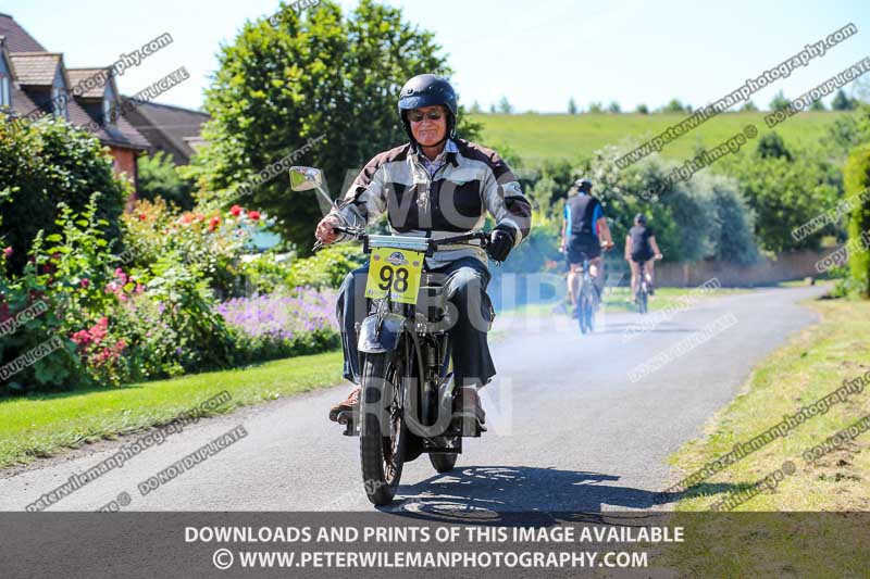 Vintage motorcycle club;eventdigitalimages;mallory park;no limits trackdays;peter wileman photography;photographs;trackday digital images;trackday photos;vmcc banbury run