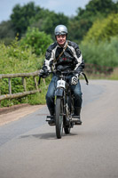 Vintage-motorcycle-club;eventdigitalimages;mallory-park;no-limits-trackdays;peter-wileman-photography;photographs;trackday-digital-images;trackday-photos;vmcc-banbury-run