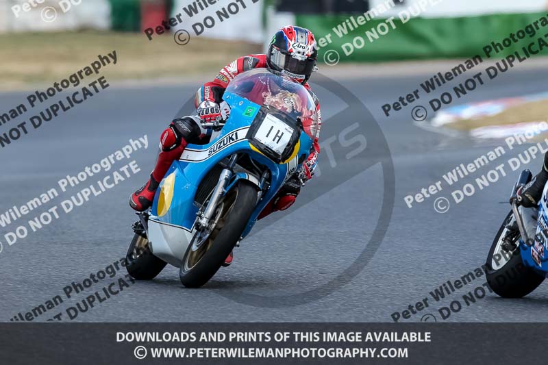 Vintage motorcycle club;eventdigitalimages;mallory park;mallory park trackday photographs;no limits trackdays;peter wileman photography;trackday digital images;trackday photos;vmcc festival 1000 bikes photographs