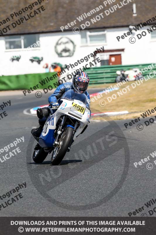 Vintage motorcycle club;eventdigitalimages;mallory park;mallory park trackday photographs;no limits trackdays;peter wileman photography;trackday digital images;trackday photos;vmcc festival 1000 bikes photographs