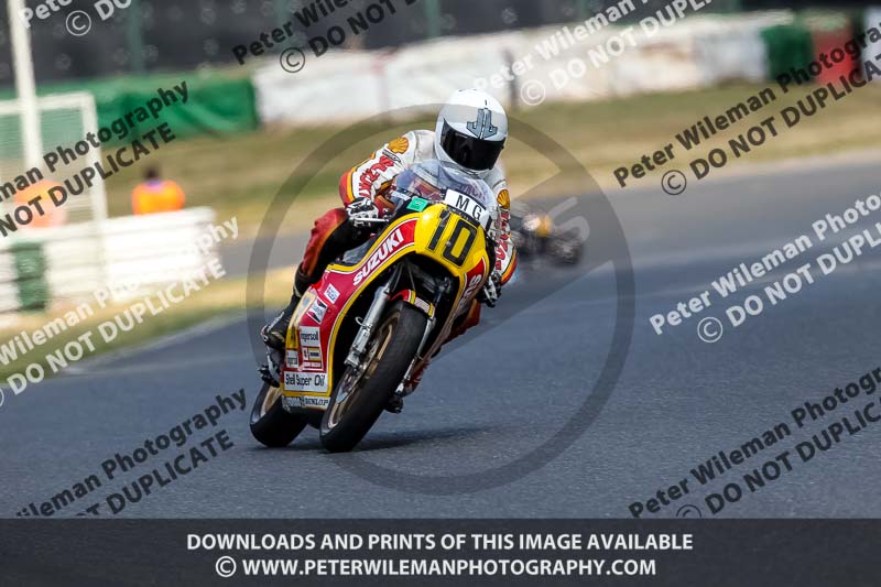 Vintage motorcycle club;eventdigitalimages;mallory park;mallory park trackday photographs;no limits trackdays;peter wileman photography;trackday digital images;trackday photos;vmcc festival 1000 bikes photographs