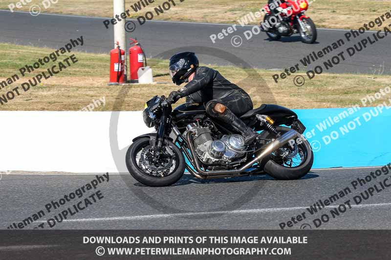 enduro digital images;event digital images;eventdigitalimages;mallory park;mallory park photographs;mallory park trackday;mallory park trackday photographs;no limits trackdays;peter wileman photography;racing digital images;trackday digital images;trackday photos