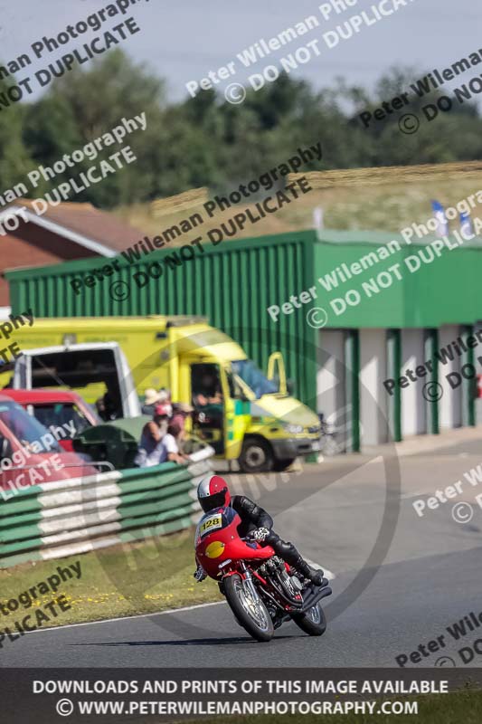 enduro digital images;event digital images;eventdigitalimages;mallory park;mallory park photographs;mallory park trackday;mallory park trackday photographs;no limits trackdays;peter wileman photography;racing digital images;trackday digital images;trackday photos