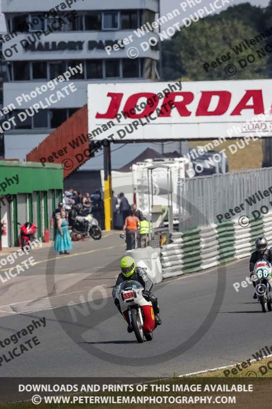 Vintage motorcycle club;eventdigitalimages;mallory park;mallory park trackday photographs;no limits trackdays;peter wileman photography;trackday digital images;trackday photos;vmcc festival 1000 bikes photographs