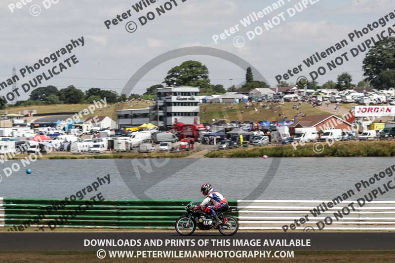 Vintage motorcycle club;eventdigitalimages;mallory park;mallory park trackday photographs;no limits trackdays;peter wileman photography;trackday digital images;trackday photos;vmcc festival 1000 bikes photographs