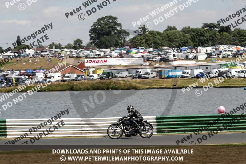 Vintage motorcycle club;eventdigitalimages;mallory park;mallory park trackday photographs;no limits trackdays;peter wileman photography;trackday digital images;trackday photos;vmcc festival 1000 bikes photographs