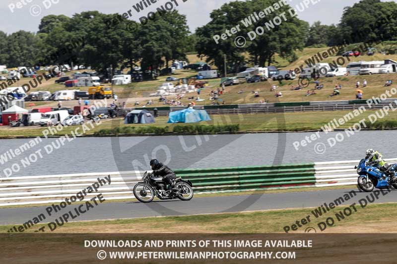 Vintage motorcycle club;eventdigitalimages;mallory park;mallory park trackday photographs;no limits trackdays;peter wileman photography;trackday digital images;trackday photos;vmcc festival 1000 bikes photographs