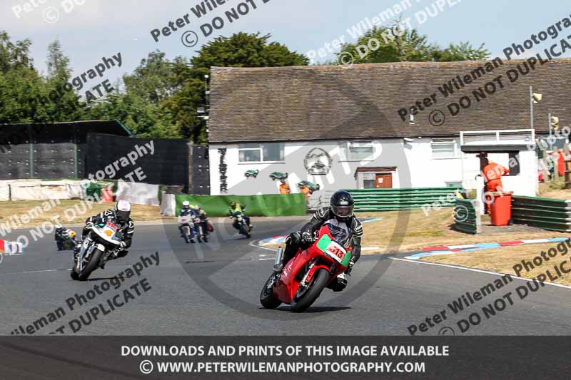 Vintage motorcycle club;eventdigitalimages;mallory park;mallory park trackday photographs;no limits trackdays;peter wileman photography;trackday digital images;trackday photos;vmcc festival 1000 bikes photographs