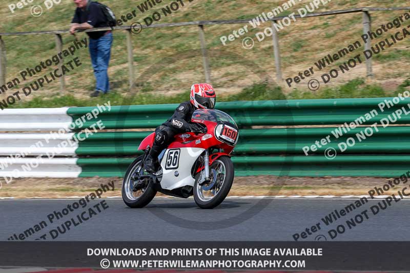 Vintage motorcycle club;eventdigitalimages;mallory park;mallory park trackday photographs;no limits trackdays;peter wileman photography;trackday digital images;trackday photos;vmcc festival 1000 bikes photographs