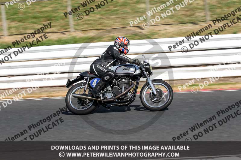 Vintage motorcycle club;eventdigitalimages;mallory park;mallory park trackday photographs;no limits trackdays;peter wileman photography;trackday digital images;trackday photos;vmcc festival 1000 bikes photographs