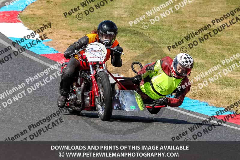 Vintage motorcycle club;eventdigitalimages;mallory park;mallory park trackday photographs;no limits trackdays;peter wileman photography;trackday digital images;trackday photos;vmcc festival 1000 bikes photographs