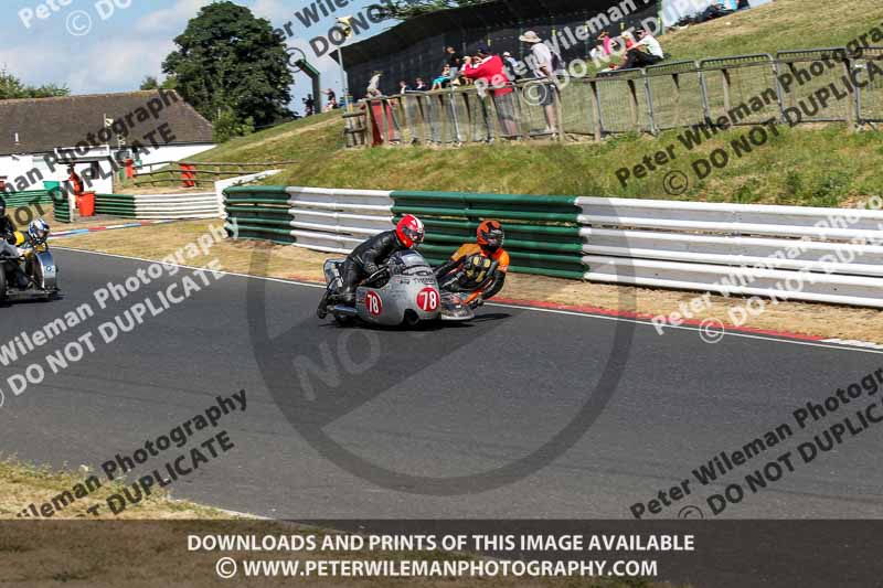 Vintage motorcycle club;eventdigitalimages;mallory park;mallory park trackday photographs;no limits trackdays;peter wileman photography;trackday digital images;trackday photos;vmcc festival 1000 bikes photographs