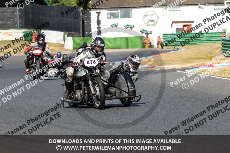 Vintage motorcycle club;eventdigitalimages;mallory park;mallory park trackday photographs;no limits trackdays;peter wileman photography;trackday digital images;trackday photos;vmcc festival 1000 bikes photographs