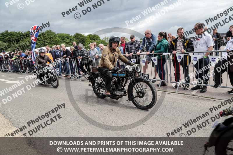 Vintage motorcycle club;eventdigitalimages;no limits trackdays;peter wileman photography;vintage motocycles;vmcc banbury run photographs