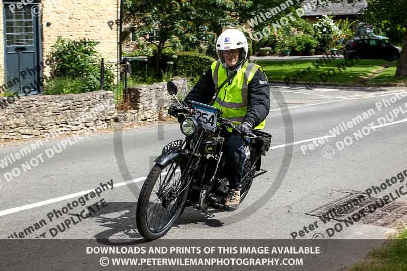 Vintage motorcycle club;eventdigitalimages;no limits trackdays;peter wileman photography;vintage motocycles;vmcc banbury run photographs