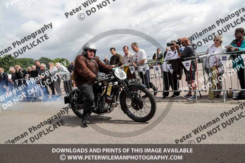 Vintage motorcycle club;eventdigitalimages;no limits trackdays;peter wileman photography;vintage motocycles;vmcc banbury run photographs