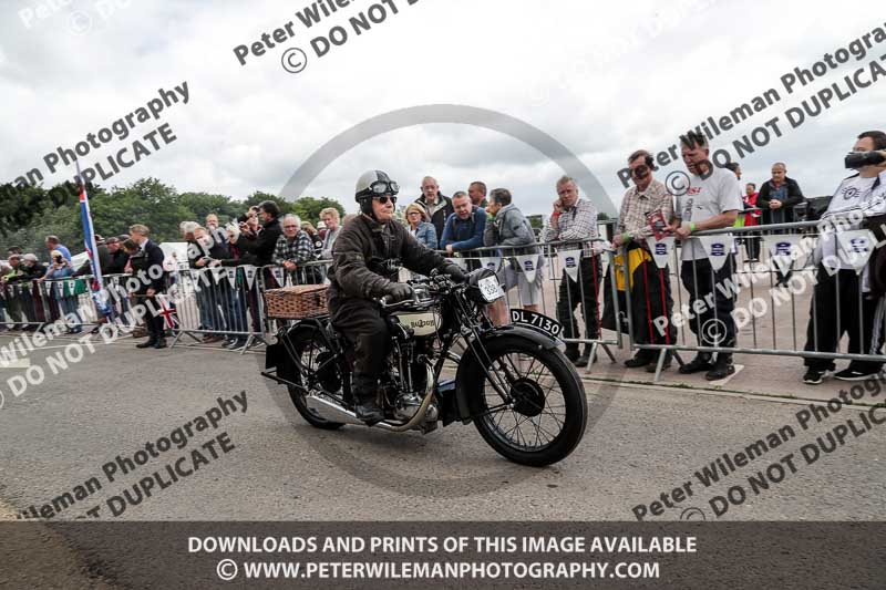 Vintage motorcycle club;eventdigitalimages;no limits trackdays;peter wileman photography;vintage motocycles;vmcc banbury run photographs