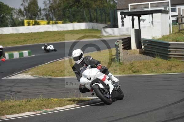 anglesey;brands hatch;cadwell park;croft;digital images;donington park;enduro;enduro digital images;event;event digital images;eventdigitalimages;mallory park;no limits;oulton park;peter wileman photography;racing;racing digital images;silverstone;snetterton;trackday;trackday digital images;trackday photos;vintage;vmcc banbury run;welsh 2 day enduro