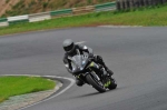 Mallory-park-Leicestershire;Mallory-park-photographs;Motorcycle-action-photographs;event-digital-images;eventdigitalimages;mallory-park;no-limits-trackday;peter-wileman-photography;trackday;trackday-digital-images;trackday-photos