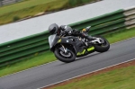 Mallory-park-Leicestershire;Mallory-park-photographs;Motorcycle-action-photographs;event-digital-images;eventdigitalimages;mallory-park;no-limits-trackday;peter-wileman-photography;trackday;trackday-digital-images;trackday-photos