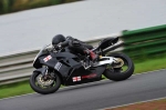 Mallory-park-Leicestershire;Mallory-park-photographs;Motorcycle-action-photographs;event-digital-images;eventdigitalimages;mallory-park;no-limits-trackday;peter-wileman-photography;trackday;trackday-digital-images;trackday-photos