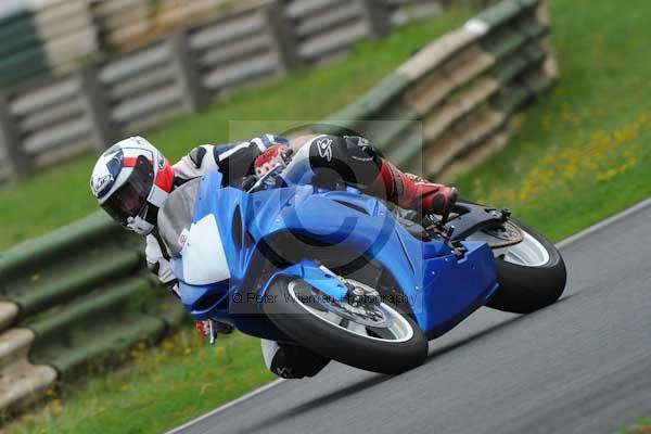 Mallory park Leicestershire;Mallory park photographs;Motorcycle action photographs;event digital images;eventdigitalimages;mallory park;no limits trackday;peter wileman photography;trackday;trackday digital images;trackday photos